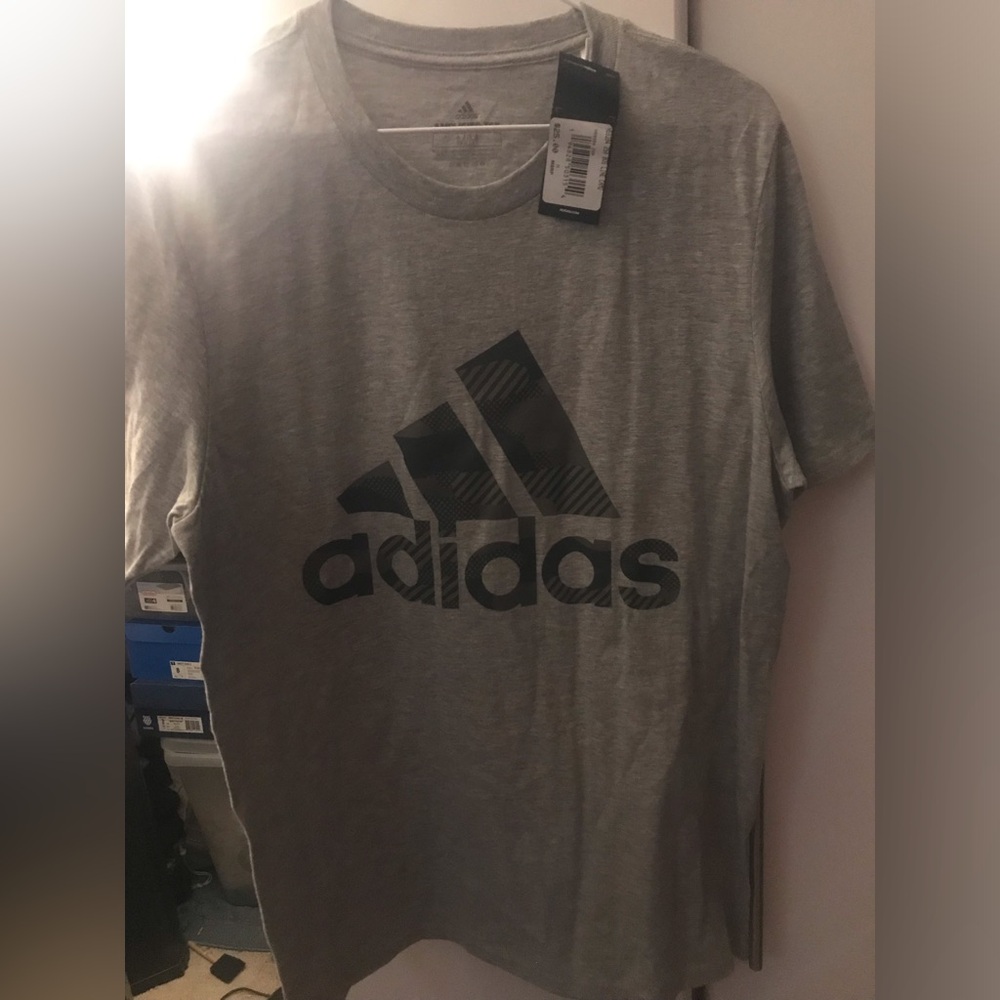 Adidas t shirt
